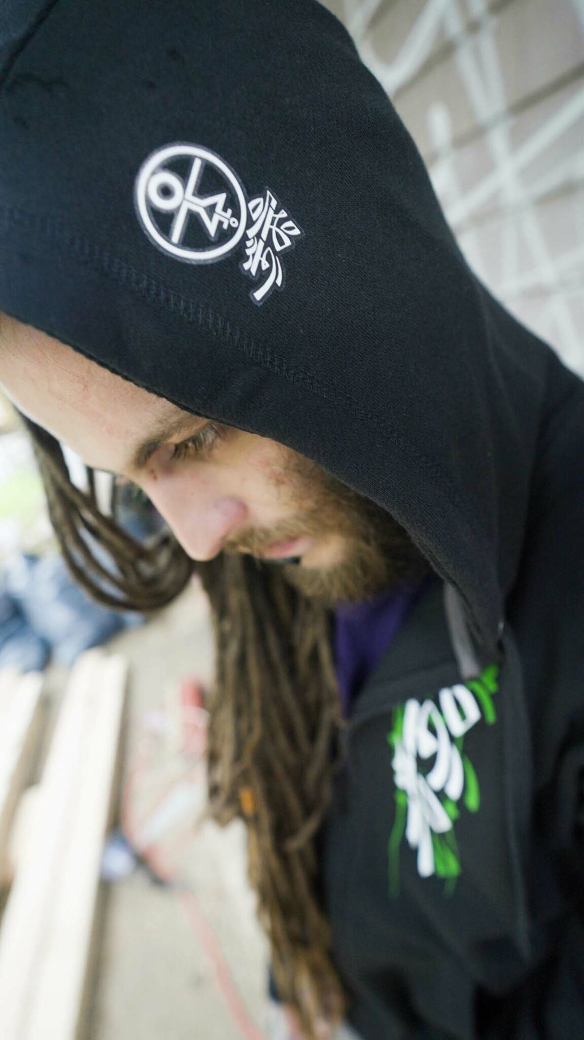 hoodie-hood-style-with-calligraffiti-art